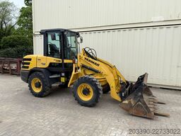 YANMAR V70S Schwenklader / 2017 BJ / Schaufel + Gabel