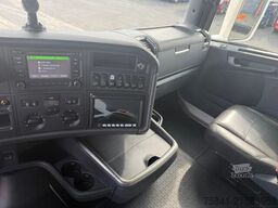 Scania R580 V8 R 580 LB 8x4 HMF 4020-K6 + JIB FJ 600-K4