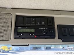 Volvo FM-460 4x4R Fahrgestell / Swiss-Vehicle