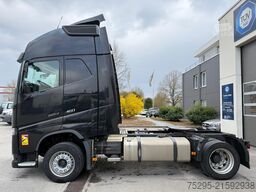 Volvo FH  460 MEGA LowDeck VEB+ 2Tanks 2Liegen TÜV9 26
