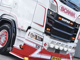 Scania 590S V8 NGS 4x2NB - NEW TACHO - ONLY 120 TKM - ...