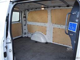 MERCEDES-BENZ Vito 116 CDI L 4x4 3Sitze AHK