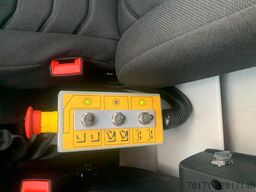 IVECO Daily 70C18HP MY26 Hyva Abrollerkipper 05-32 AHK