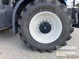 New Holland T 8.420 AUTO COMMAND