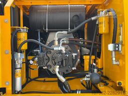 JCB 205