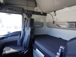 MAN TGX 28.510 6×2 / Sleeper cab