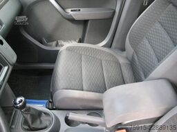 VW Touran 2,0 TDI Einsatzfahrzeug Strobel *TÜV NEU*