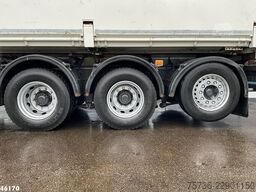 Volvo FH 420 8x4 HMF 22 Tonmeter laadkraan