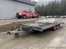 Brian James car trailer