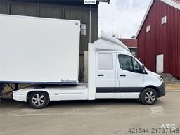 Mercedes-Benz Sprinter tractor unit with 2021 Freno-Air box trai