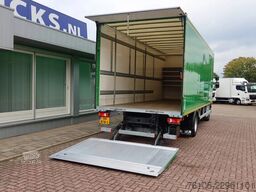 Volvo FL 210 Bakwagen + DHollandia 1500 kg