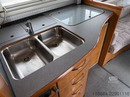 Niesmann+Bischoff Flair 7100 Barversion