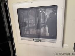 Niesmann+Bischoff Flair 7100 Barversion