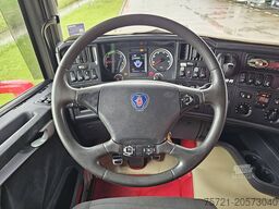 SCANIA R730 8X4 147T