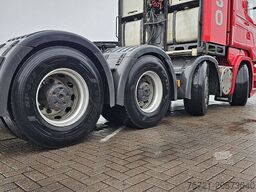 SCANIA R730 8X4 147T