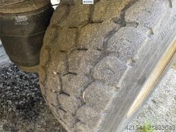 Maur Bilpåbygg 3 axles and tipping semi-trailer for sale as a rep