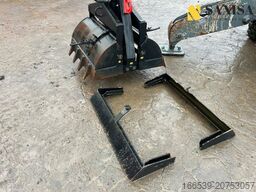 Hansa APZ 531/SW/Friedhofsbagger/Allrad/Tele Arm