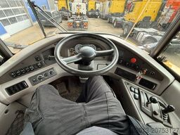 VOLVO A25G Dumper 10.137 h Baujahr 2021