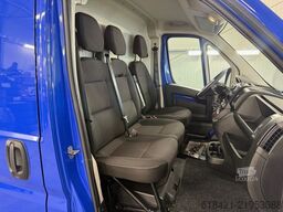 PEUGEOT Boxer Kasten Hochraum 333 L2H2 BlueHDi 140 Stop&