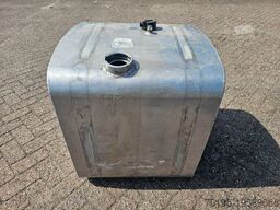 MAN Mercedes Actros - A6624703501 - Dieseltank  290...