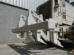 Komatsu GD555-5 Ex-army