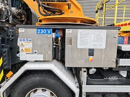 Volvo FMX 460 8x4 AMV 11 SWL 1000 QR Tunnelplatform