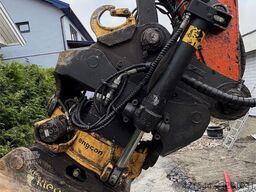 Doosan DX235LCR-5 Crawler Excavator – Tiltrotator, 2 Buck