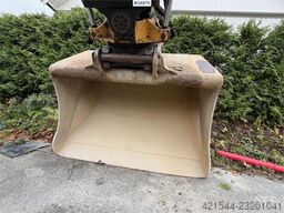 Doosan DX235LCR-5 Crawler Excavator – Tiltrotator, 2 Buck