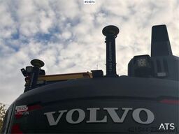 Volvo ECR145EL Crawler Excavator – 3 Buckets, Tiltrotato