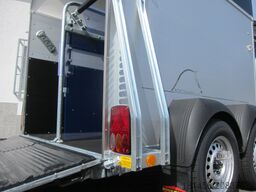 Böckmann Champion C ohne Sattelkammer Hecktürkombination 2400kg 100km/H Neu