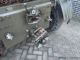 Mercedes-Benz Unimog 406 Doka Vliegtuigsleper Nieuwstaat!