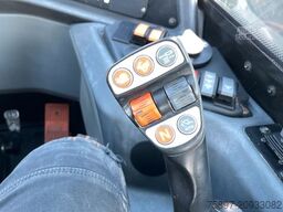 Claas Scorpion 741 / Liebherr / 7 m / 4 to