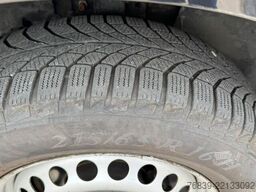 VW Transporter 8 persons DSG 8 persoons!