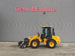 JCB 409 Bucket + Forks!