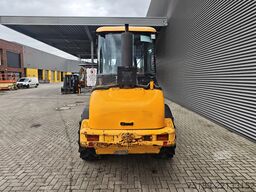 JCB 409 Bucket + Forks!