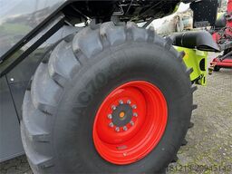CLAAS Trion 660 mit Vario 770