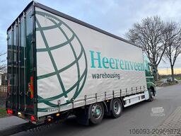 Volvo FH 460 Globe XL 6 x 2 volumencombi met 2 ass aa...