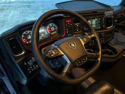 Scania R 520 6x2*4 MITSUBISHI TU100 / BOX L=7476 mm