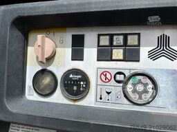 Mercedes-Benz Axor 1824 K 4x2 Axor 1824 K 4x2, AMV Hubsteiger + Kompressor, Funk