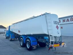 Mercedes-Benz 1923 4x2 Tankwagenzug für Kerosin 40.000l 1923 4x2 Tankwagenzug für Kerosin 40.000l