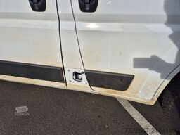 Peugeot Boxer L3H2 335 Hdi 140 Bott Boden & Wandverkleidung Navi R-Kamera Tempomat