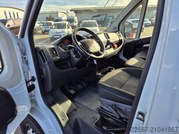 Peugeot Boxer L3H2 335 Hdi 140 Bott Boden & Wandverkleidung Navi R-Kamera Tempomat