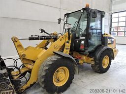 CATERPILLAR 906M + FORK