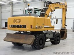 LIEBHERR A900C