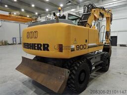 LIEBHERR A900C