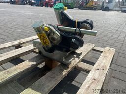 STEELWRIST TMX S30 -180HA | TILT QUICKCOUPLER | TILTING CO...