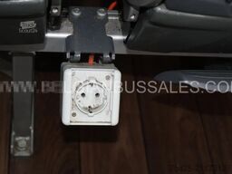 Mercedes Tourismo 17 RHD /Full Options / Lift