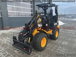 JCB 403 Radlader 25PS Klappdach