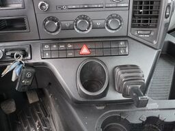 MERCEDES-BENZ Antos 1833 SZM Klimaanlage