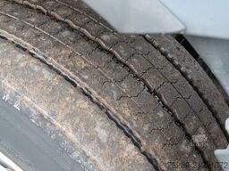 MERCEDES-BENZ Antos 1833 SZM Klimaanlage